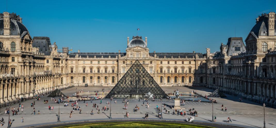 Friday evening visits to the Louvre